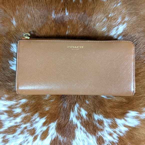 coach large wallet wristlet